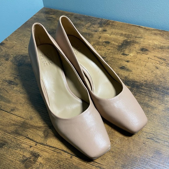 Naturalizer heel - Picture 5 of 9